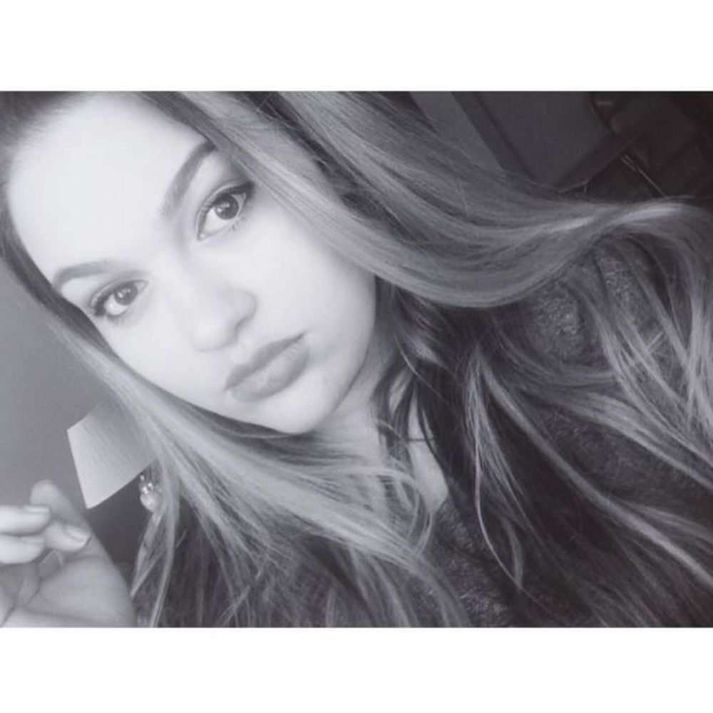 Meet your Posher, Sabrina